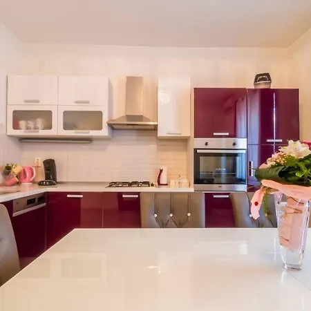 Apartman Gorgeous W Private Pool 5km From Split Dalmatia Salona