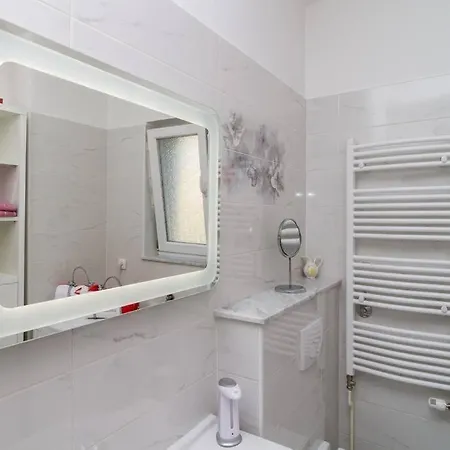 Gorgeous W Private Pool 5km From Split Dalmatia *